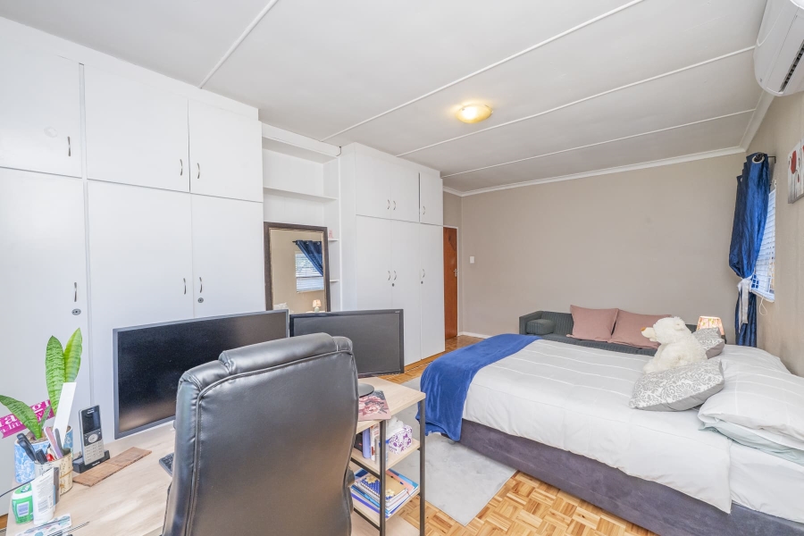 3 Bedroom Property for Sale in Protea Heights Western Cape